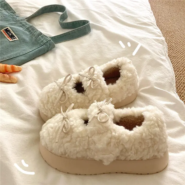 バレリーナスタイルの厚手フリース裏地付き冬用スリッパ【防寒・女性用】