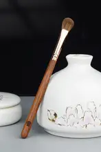 大ぶりアイシャドウブラシ【動物毛・ぼかし用・多目的】