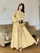 黄色のレトロ中華風フリル付きトップスとスカート【秋用・上品なデザイン】（セットアップ対応）