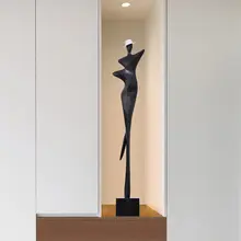 抽象デザインの立体人形アート飾り【イタリアンミニマルスタイル・リビングや玄関用】