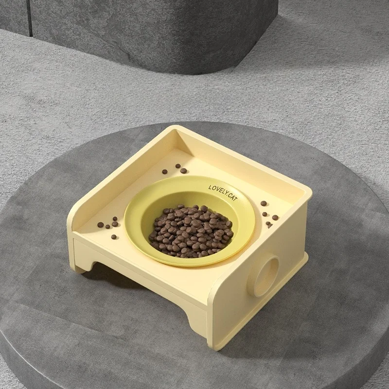 猫の食器台をどう選ぶ？おしゃれで安全なセラミックセットが解決する3つの理由
