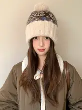 フェアアイル柄ポンポン付きニット帽【ウール混・冬用・耳カバー】