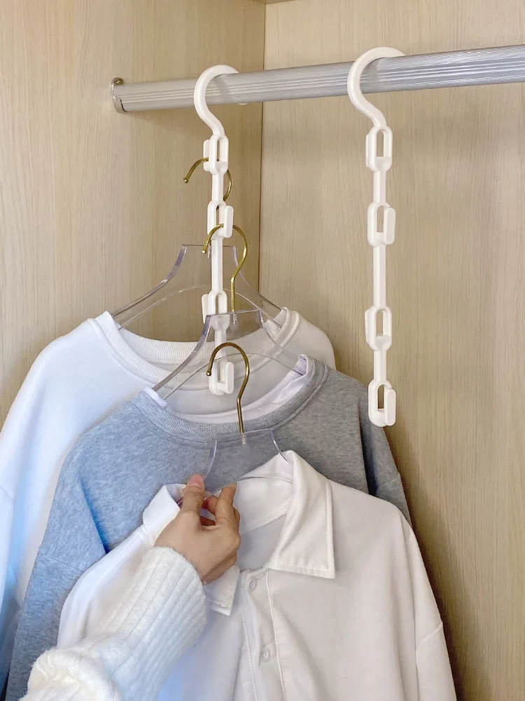 多機能衣類ハンガー：折りたたみ式で効率的な洋服収納を実現