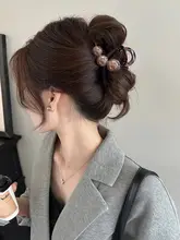 パール付き中型サメ型ヘアクリップ【エレガントなデザイン・後頭部用】