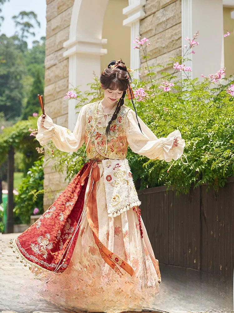 十三余立体刺繍ベスト付きシャツとプリーツスカートセット：中国伝統衣装ブランドの品質とサイズ選びの実証