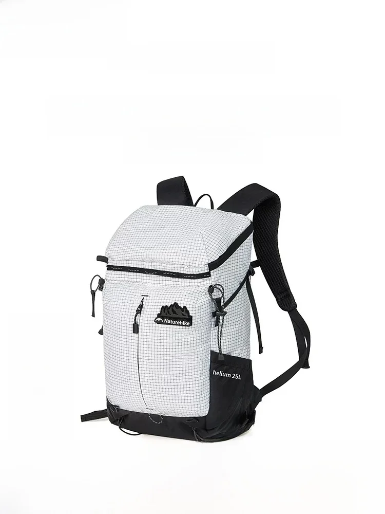 超軽量登山リュックサック：25L～30Lの機能性と軽量設計を実証