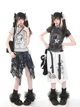 二次元カートゥーン ドット柄 半袖Tシャツ【レディース・夏用・スリムフィット・スタイリッシュ】