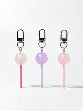 マカロンデザインのキーホルダー【個性的な飾り付き】