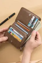スタイリッシュな二つ折り財布【多カードポケット・ファスナー付きコインケース】【メンズ用】