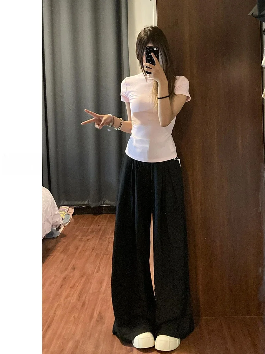 高身長向け黒スキニー 夏 メンズ：ハイウエスト・テーパードデザインの通気性とフィット感