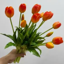 手触りの良い保湿加工のチューリップ風造花【インテリア装飾・ピンクの花束・リビングデスク用】