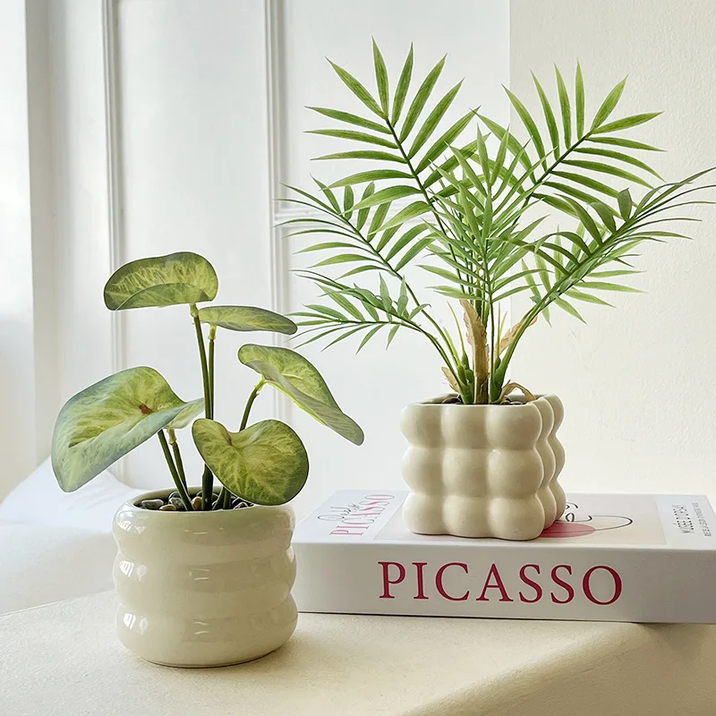 梅雨に備えて買うべき！リアルな花 小さな植木 室内装飾 グリーンプラント