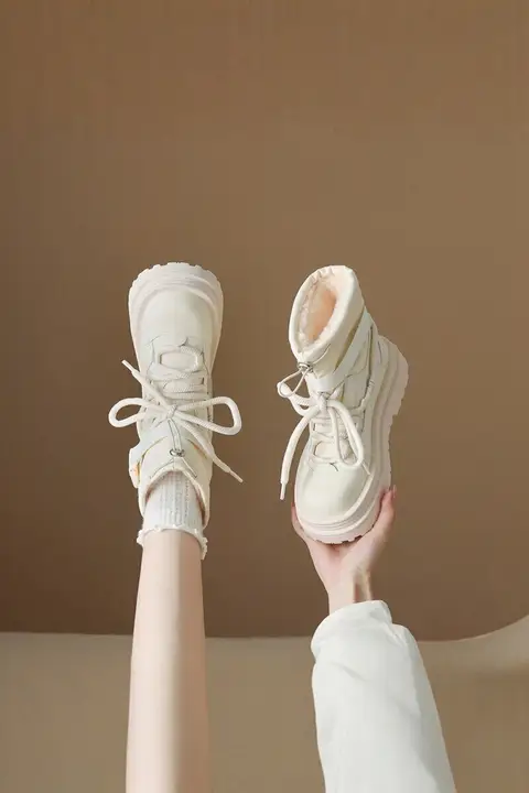 真皮製女性用防滑厚底雪地靴【冬用・ショートブーツ】