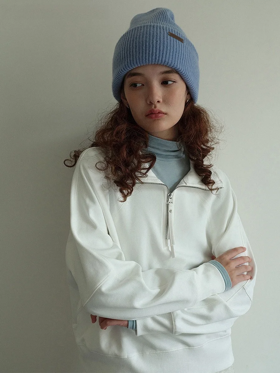 手が冷たい女性向けの防寒手袋 最強モデル：ミストブルーウール手袋セットの実用性解析