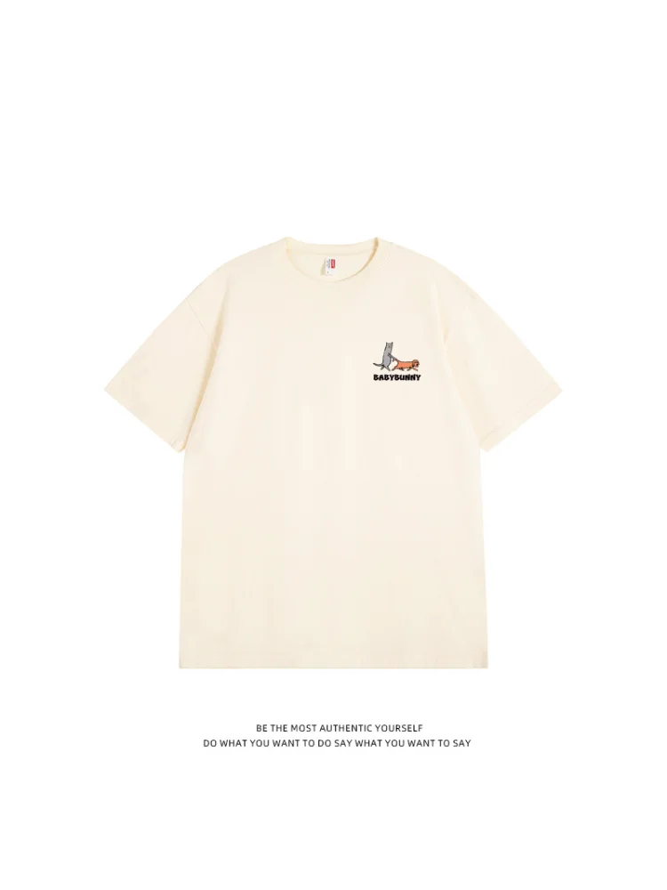 シンプルなカートゥーンプリントTシャツ：動物デザインの青春スタイルとは