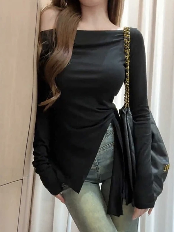 女性用オフショルダー長袖Tシャツ：骨格ストレート肩出しの着こなしを実現