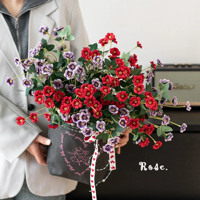 インス風 小さなバラの造花ブーケ：リビングやテーブルに最適な装飾用フラワー材料