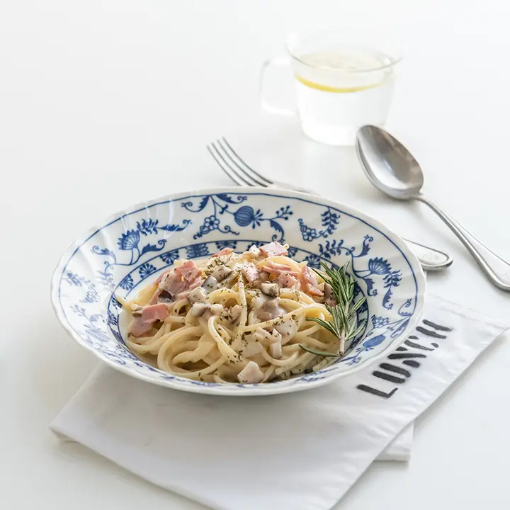 美濃焼のレトロ陶器 食器【青花唐草模様・家庭用・スープ皿・プレート】