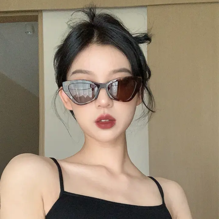 セクシーなヒョウ柄サングラス【キャットアイ・べっこう風デザイン・レトロスタイル】