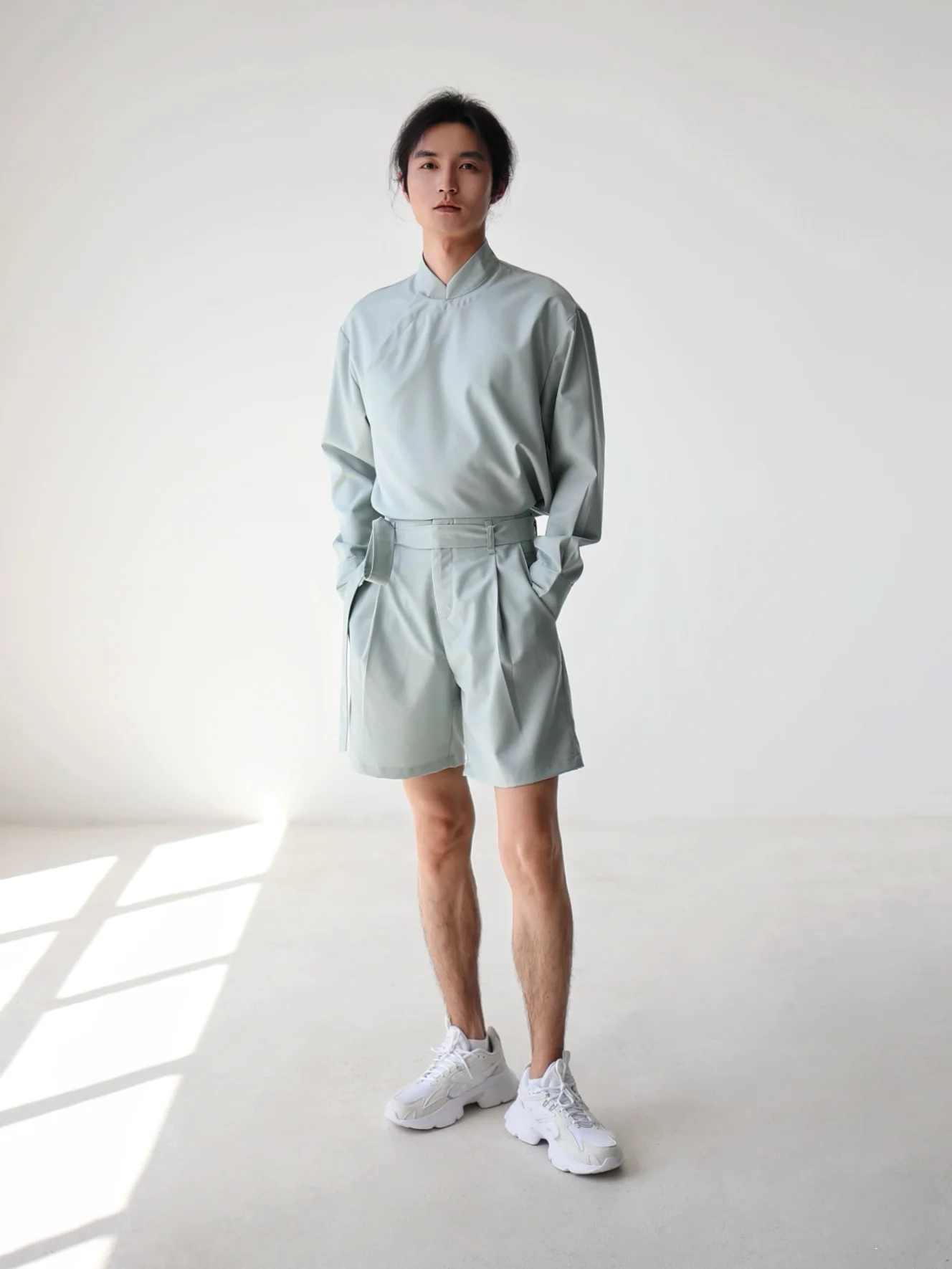 中性的服の定義とは？3選でわかるファッションの本質と選び方