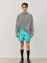 トレンド感満載のリゾートスタイル！レッド＆グリーンショートパンツ【ウエストベルト付き・シンプルデザイン】（セットアップ対応）