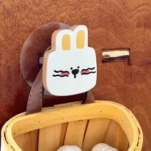 ウォールフック 木製 かわいい 穴あけ不要 粘着式 玄関 ドア裏 帽子掛け コート掛け 子供部屋 インテリア