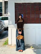 高腰デザインのフィットデニムパンツ【レトロ風・フレア・秋冬用】