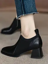 春秋用 中ヒールのレディースシューズ【柔らかい羊革・編み上げデザイン・スクエアトゥ】