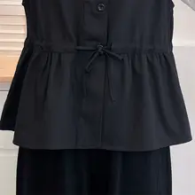 エレガントなデザインのラウンドネックノースリーブトップス【ウエスト絞り・大きいサイズ・秋用】（セットアップ対応）