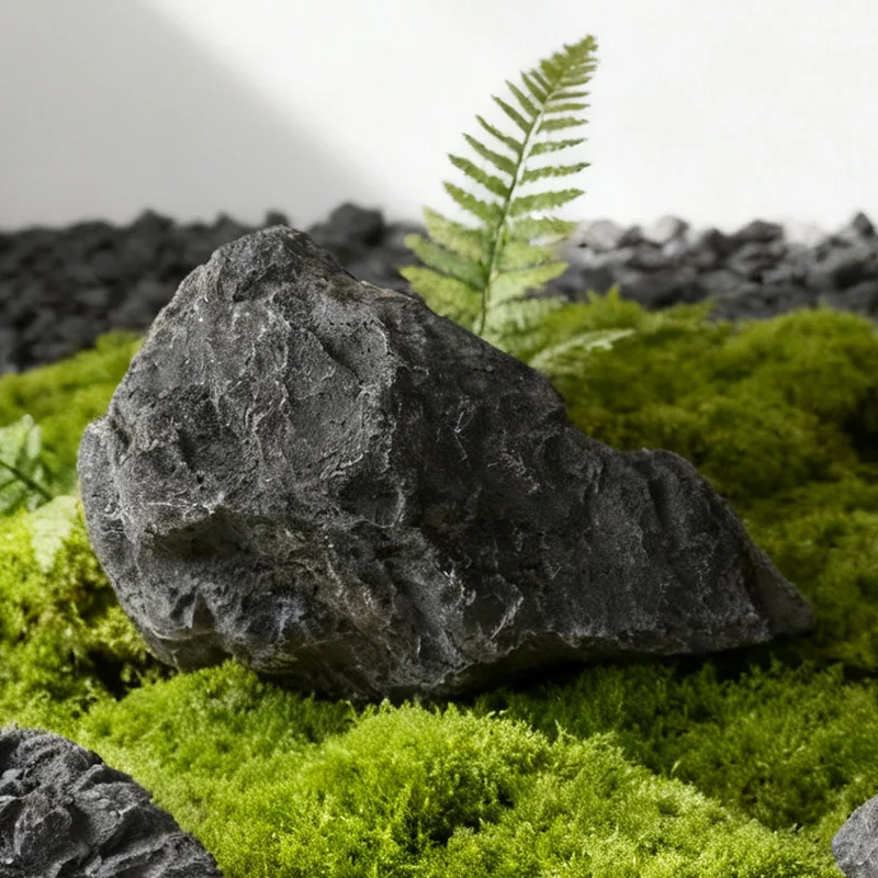 フェアリーガーデンの造景用PU石とグリーン植物セット：自然風のビジュアルプロップの実用性と設置ガイド