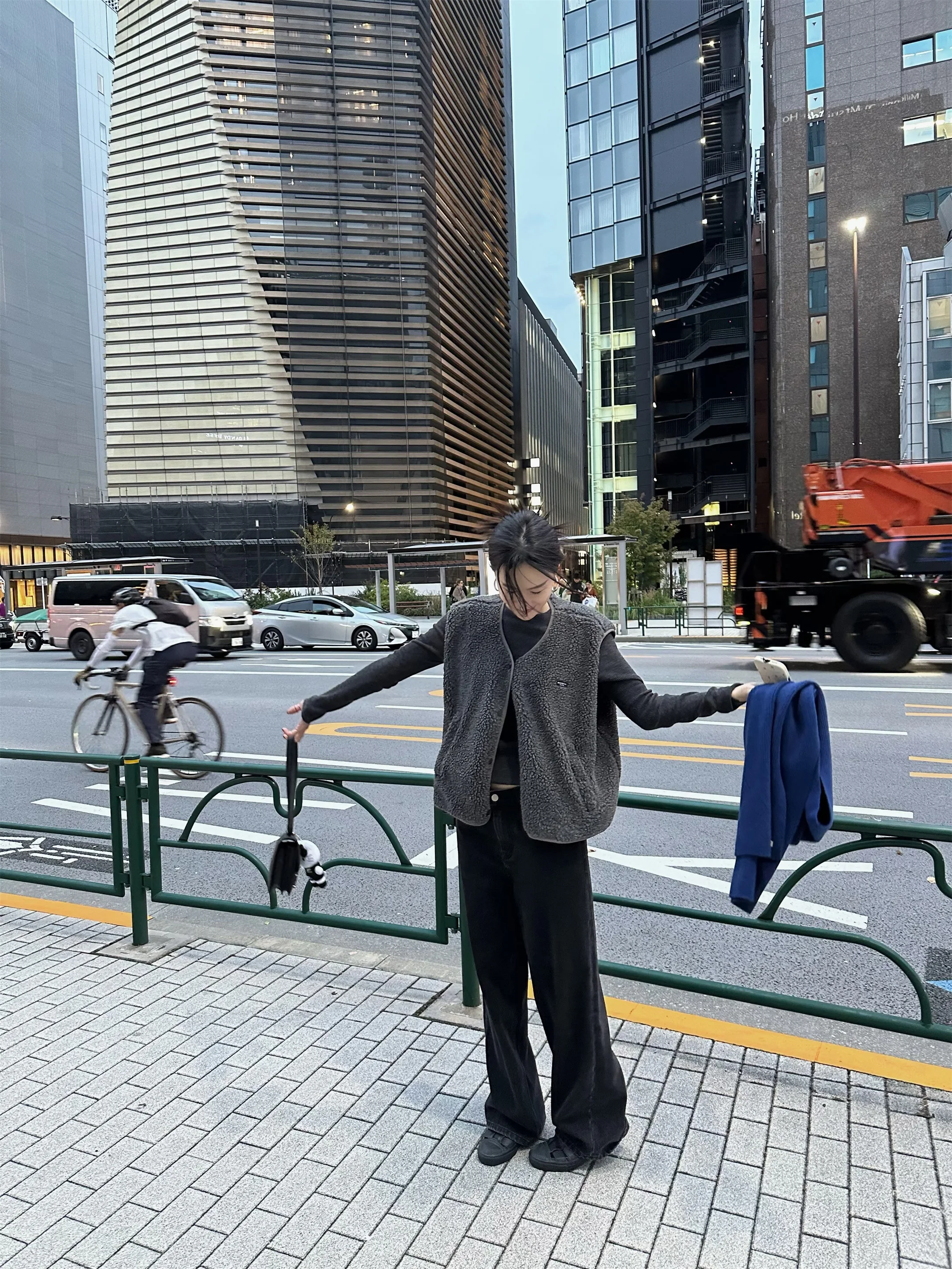 カーゴパンツ コーデ レディース 完全ガイド｜通勤でも失敗しない選び方