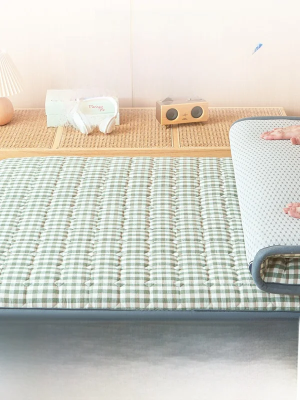 折りたたみベッドが軽くて丈夫でなければ、本当に使えるのか？