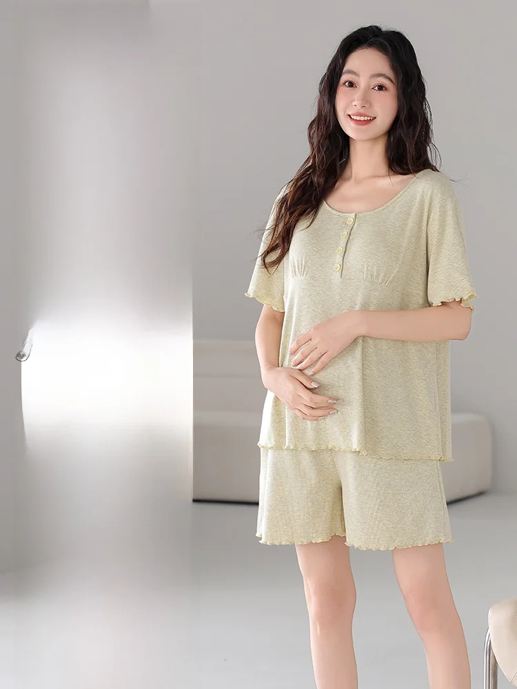 授乳対応マタニティパジャマ：モダール製短袖短パンの快適性と実用性