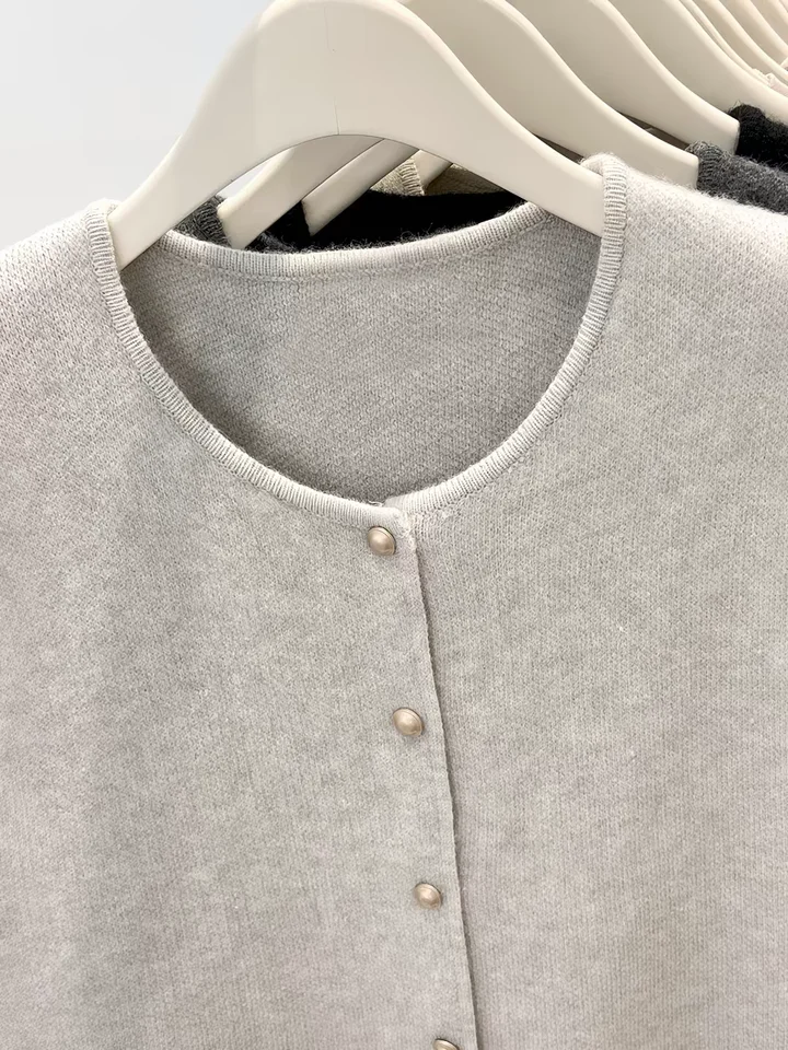 毛糸背心【カーディガン風・秋冬用・おしゃれな重ね着に最適】