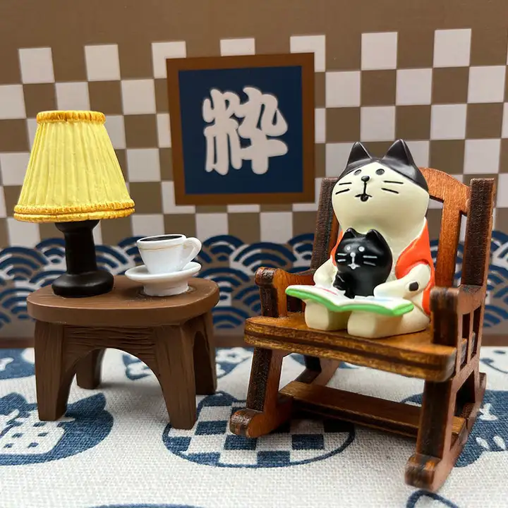 かわいい猫の樹脂飾り【デスクや部屋の装飾に最適・カップル向け】