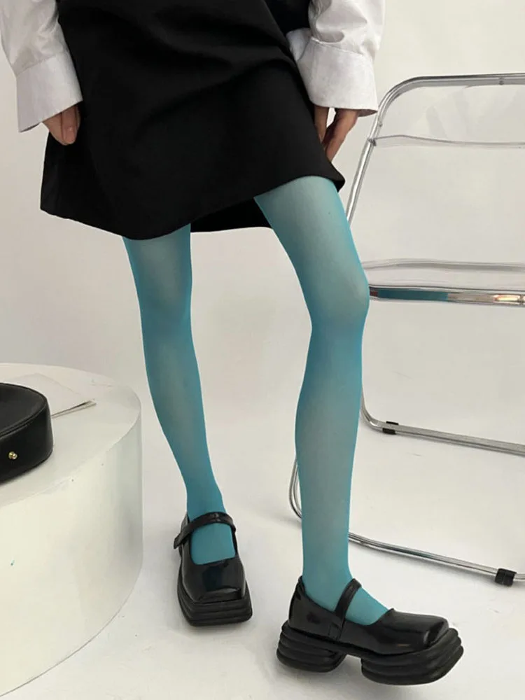 透けやすい色のタイツとしてのカラフルな天鵝絨超薄手タイツ【春夏用】