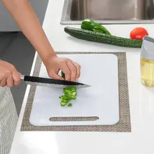 厚型プラスチック製カッティングボード【食品安全PP素材・シリコン付き】