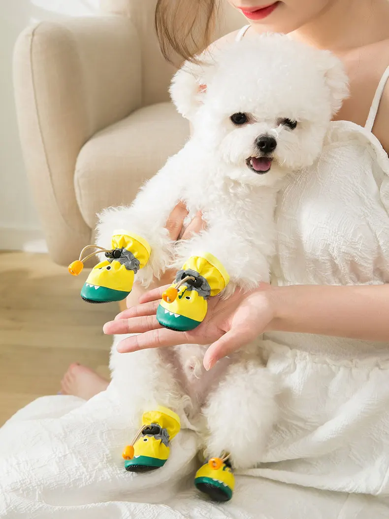 hipidog 小鳄魚デザインの犬用防水シューズ：夏用通気性と防滑性能を実証