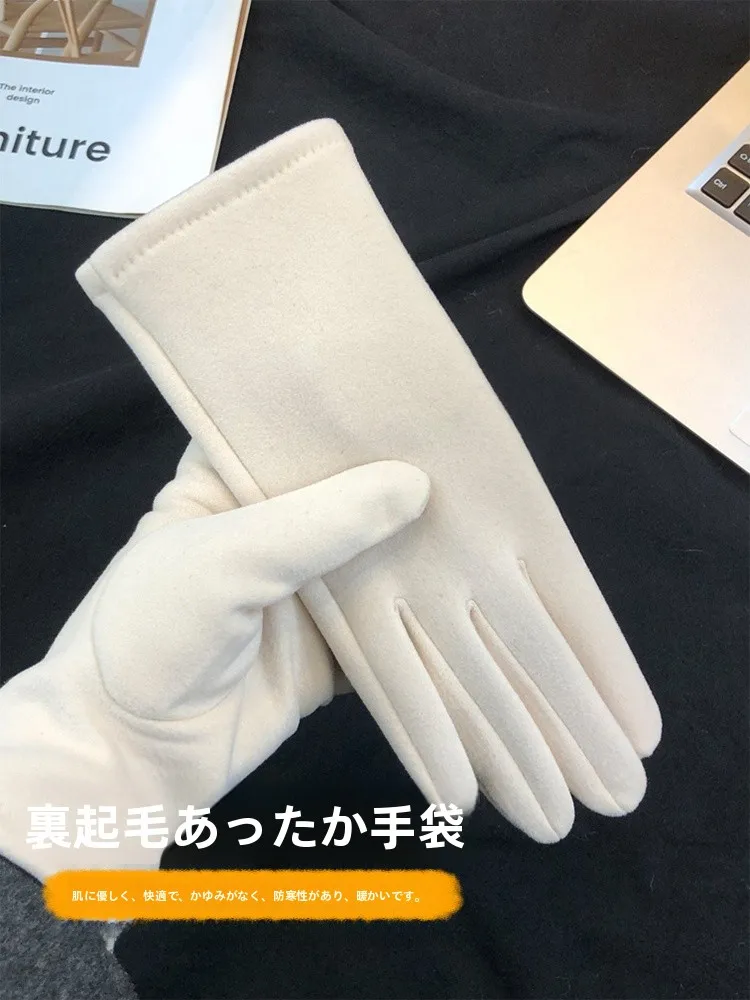 ナイト手袋とは何か？シルク素材による手荒れ予防の実態と実用性を解説