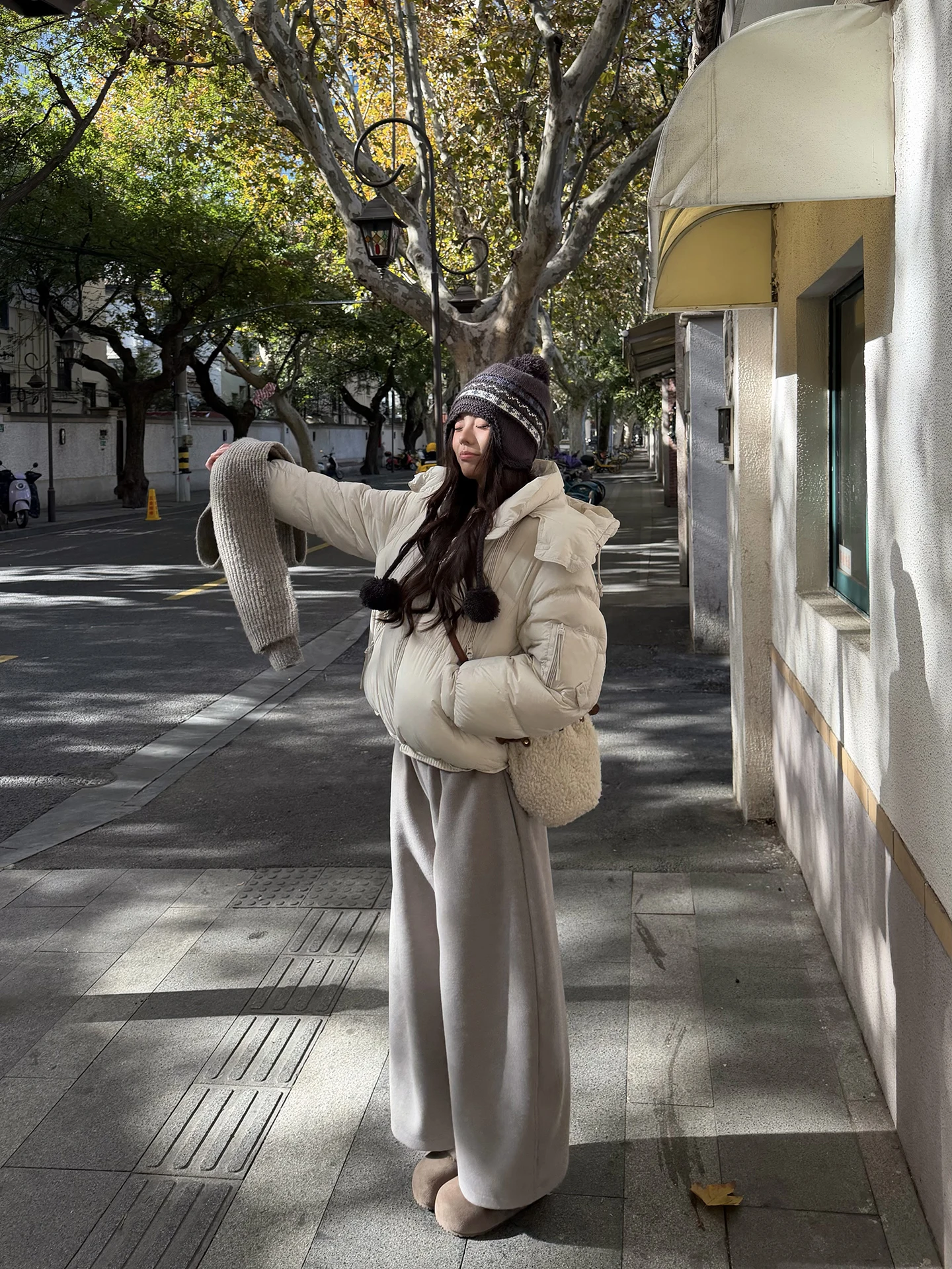 30代の冬に着るべきハイウエストパンツは、これで決める？