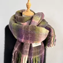 冬用 極上の柔らかさ 紫色のフリンジスカーフ【可愛いデザイン・保温効果・ウール混紡】