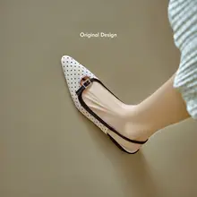 羊皮製 フレンチスタイル ポイントデザインの太ヒールパンプス【オープントゥ・した雰囲気・スカートと合わせやすい】