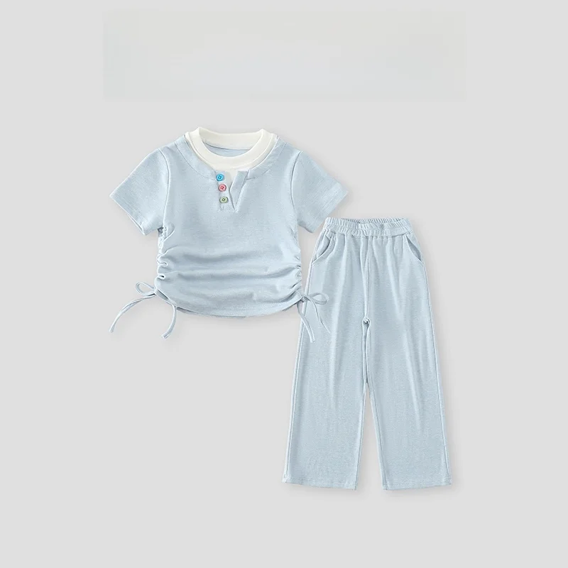 気温20度のときの子ども向け夏用半袖服の選び方：ラシャペルのTシャツがどうサポートするか