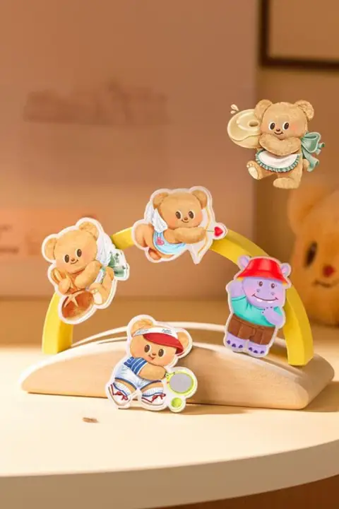 アクリル製の透明なクマ型冷蔵庫マグネット【可愛いデザイン・高精細印刷】