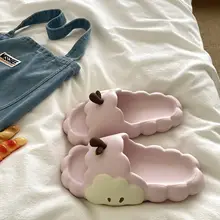 明るい赤いリンゴのデザイン！極上の柔らかさの夏用厚底サンダル【滑り止め・ビーチ用】