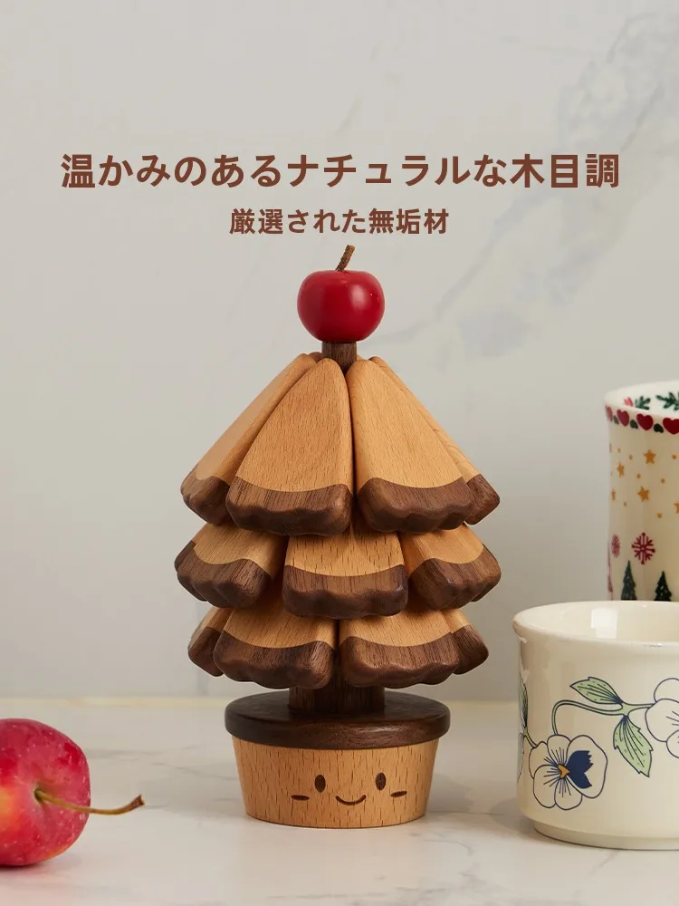 天然木製クリスマスツリー型コーヒーコースターの実際の使い勝手と特徴
