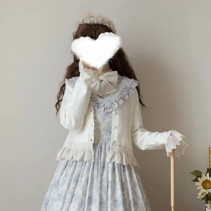 可愛いデザインの短めニットカーディガン【ロリータスタイル・復古風・柔らかい素材】