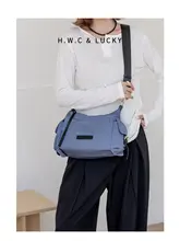 斜め掛けできる軽量ナイロンショルダーバッグ【シンプルデザイン・多用途】