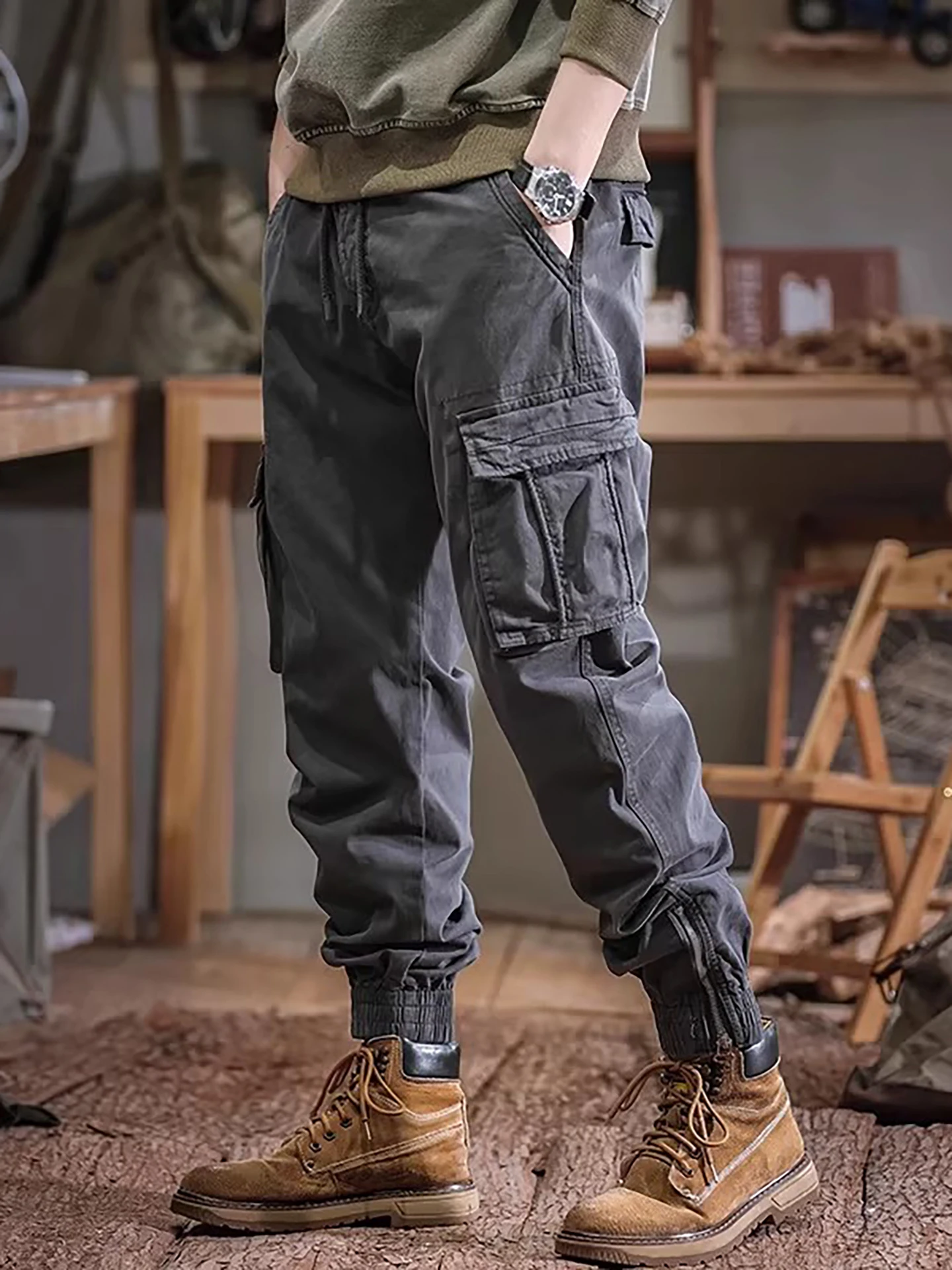 40代のキャンプファッションで迷うなら、この1着が救う！