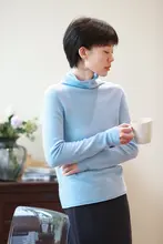 極上の柔らかさのシームレス高襟ニットトップ【ウール・秋冬用】